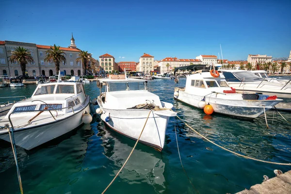 Dalmaçya, Hırvatistan Split eski şehir. Split, Hırvatistan ve Avrupa'nın ünlü şehir ve turizm destinasyonu.