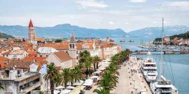 Dalmaçya'daki Trogir eski kenti, Hırvatistan, Avrupa.