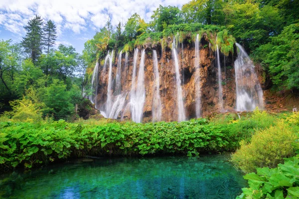 Wodospad Krajobraz Jezior Plitwickich Chorwacja. — Zdjęcie stockowe