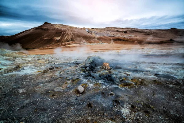 Krafla geotérmica de Hverir, Namafjall en Islandia — Foto de Stock