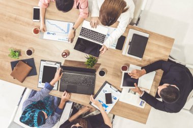 Ofis Odasında Grup Toplantısı.