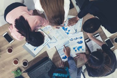 Ofis Odasında Grup Toplantısı.