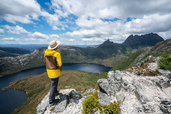 Travel in Cradle Mountain NP, Tasmania, Australia