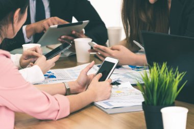 Ofis Odasında Grup Toplantısı.