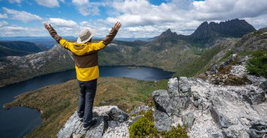 Cradle Mountain Np, Tazmanya, Avustralya bölgesinde seyahat edin