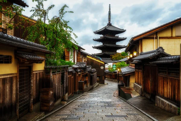 Yasaka Pagode und Sannen Zaka Straße, Kyoto, Japan — Stockfoto