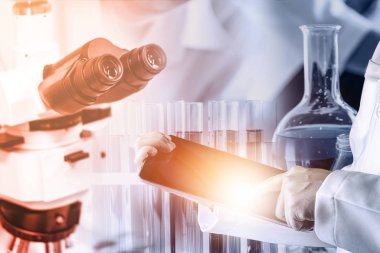 Laboratuvar araştırma ve geliştirme endüstrisi.