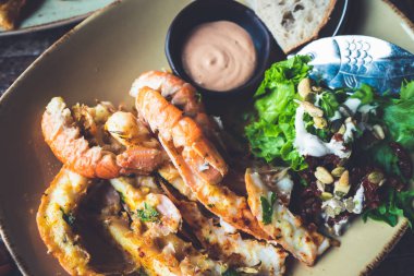 Langoustines - Istakoz yapılan İzlanda mutfağı.