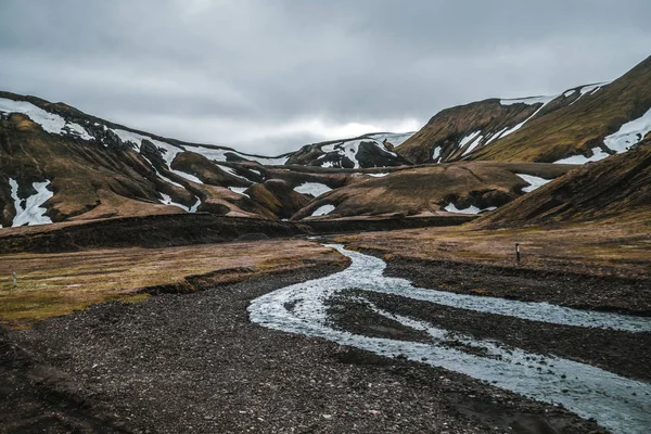 Droga do Landmanalaugar na wyżynach Islandii. — Zdjęcie stockowe