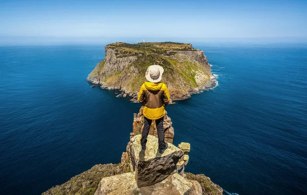 Trekking na półwyspie Tasman, Tasmania, Australia. — Zdjęcie stockowe