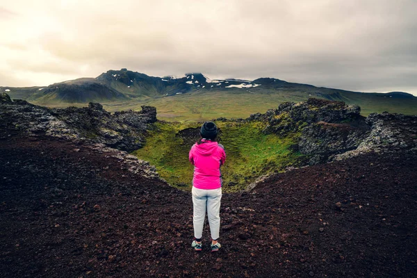 Cratera Saxholar em Snaefellsjokull NP, Islândia . — Fotografia de Stock
