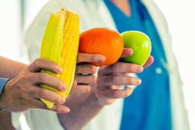 Sağlıklı beslenme gıda sunan beslenme grubu