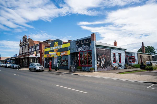 Ulica miasta Sheffield na Tasmanii, Australia. — Zdjęcie stockowe
