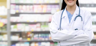 Hastanedeki doktor ya da eczacı. Tıbbi hizmet.