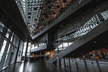 Reykjavik Harpa binası, İzlanda.