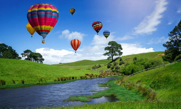 Nature paysage montgolfières festival dans le ciel . — Photo