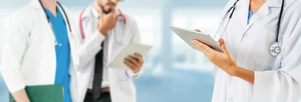 Gruppo Persone Sanitarie Medico Professionista Che Lavora Nello Studio Ospedaliero — Foto Stock