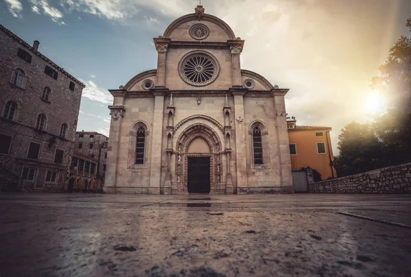 Catedral de Santiago en Sibenik, Croacia . — Foto de Stock