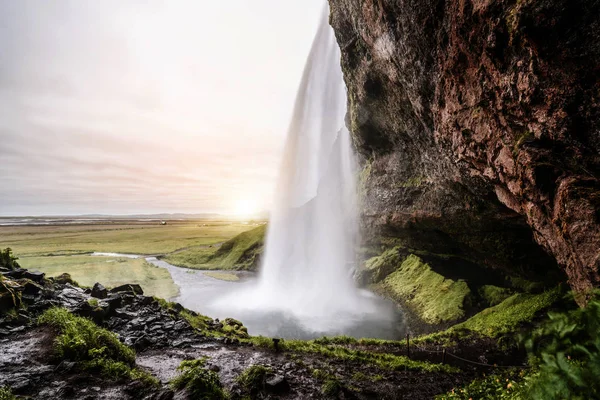 Magische Seljalandsfoss Waterval in IJsland. — Stockfoto