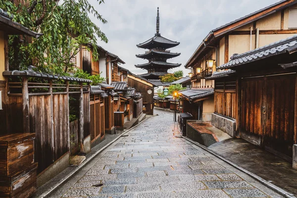 Yasaka Pagode und Sannen Zaka Straße, Kyoto, Japan — Stockfoto