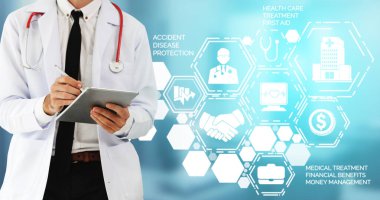 Sağlık sigortası sağlık grafik ile Doktor.