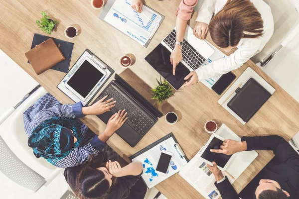 Business People in Group Meeting at Office Room. — Stock Photo, Image