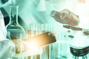 Laboratuvar araştırma ve geliştirme endüstrisi.