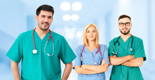 Professioneller Arzt Der Krankenhausbüro Oder Klinik Mit Anderen Ärzten Krankenschwestern — Stockfoto