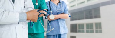 Sağlık insan grubu. Diğer doktorlar, hemşire ve cerrah hastane ofis veya klinik çalışma profesyonel doktor. Tıbbi Teknoloji Araştırma Enstitüsü ve Doktor personel hizmet anlayışı.