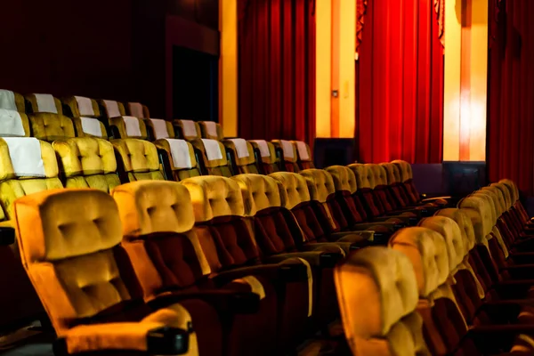 Row Yellow Seat Popcorn Chair Movie Theater — Stock Photo, Image