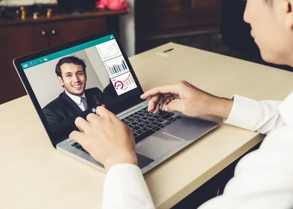 Video Chiamata Uomini Affari Che Incontrano Sul Posto Lavoro Virtuale — Foto Stock