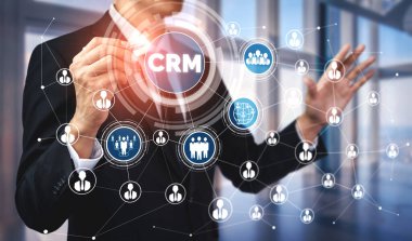 İş satış pazarlama sistemi konsepti için CRM Müşteri İlişkileri Yönetimi CRM veritabanı analizini desteklemek için hizmet uygulamasının fütüristik grafik arayüzünde sunulmuştur.