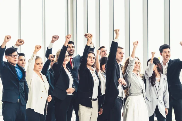 Succesvolle Zakenmensen Die Samen Sterk Verbonden Zijn Met Arbeidersgemeenschap Een — Stockfoto