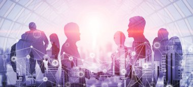 İş ortaklığı anlaşmasının başarısını gösteren birçok iş adamının şehir merkezindeki grup toplantısının yaratıcı görüntüsü. Takım çalışması, güven ve anlaşma kavramı.