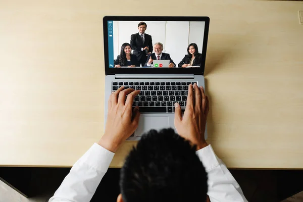 Video Chiamata Uomini Affari Che Incontrano Sul Posto Lavoro Virtuale — Foto Stock