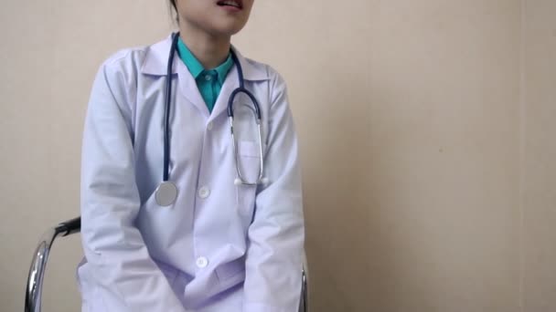 Donna incinta e ginecologo medico presso l'ospedale — Video Stock