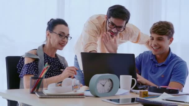 Group meeting of creative business people, designer and artist at office desk. — Stock Video