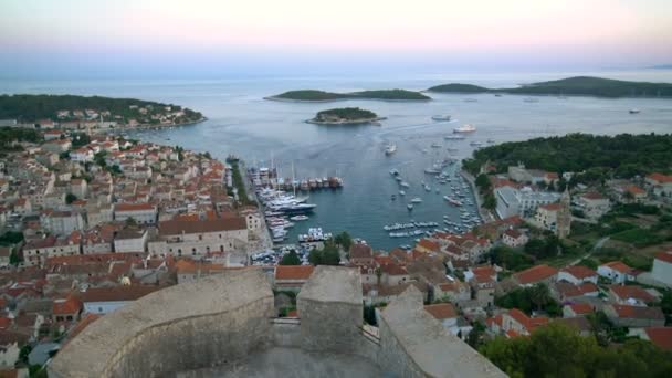 Panormaic Vista da cidade de Hvar na ilha de Hvar Croácia — Vídeo de Stock