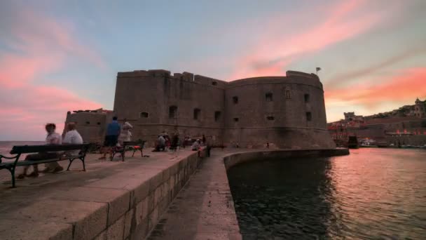 Dubrovnik óvárosának történelmi fala, Horvátország. — Stock videók