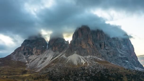 Czas Upadek Dolomitów góry we Włoszech — Wideo stockowe