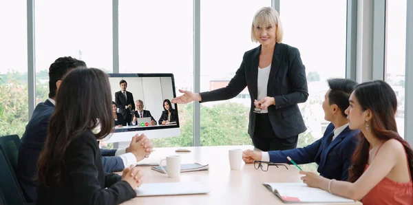 Grupo Videollamadas Gente Negocios Que Reúne Lugar Trabajo Virtual Oficina — Foto de Stock