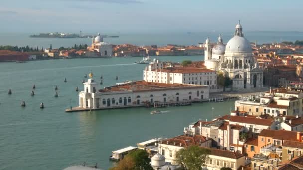 イタリアのヴェネツィア大運河スカイライン — ストック動画
