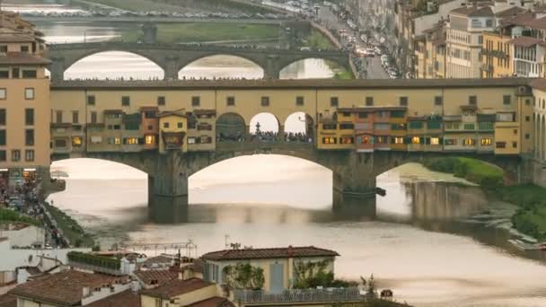 Most Ponte Vecchio we Florencji, Włochy — Wideo stockowe