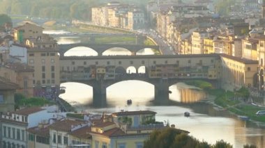 Florence Skyline - Ponte Vecchio Köprüsü, İtalya