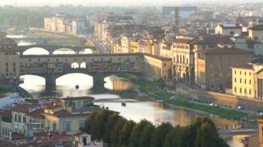 Florence Skyline - Ponte Vecchio Köprüsü, İtalya