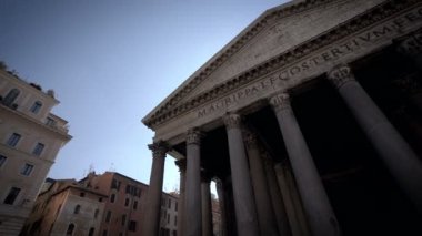 Roma 'da Pantheon, İtalya