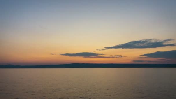 Проміжок часу океанський пляж захід сонця небо — стокове відео