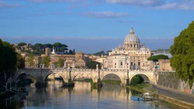 Vatikan Aziz Peter Bazilikası ile Roma Skyline