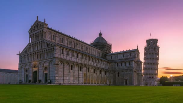 Sunrise Time Lapse of Pisa Leaning Tower, Italy — Stock video