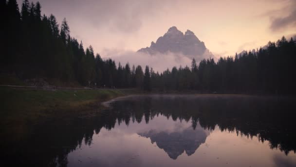 Гора Доломіти - Tre Cime di Lavaredo в Італії — стокове відео